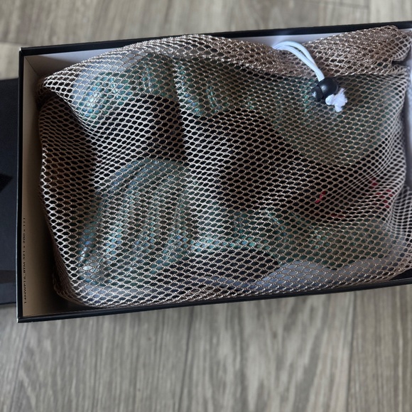 Foamposite Ones - Picture 3 of 8